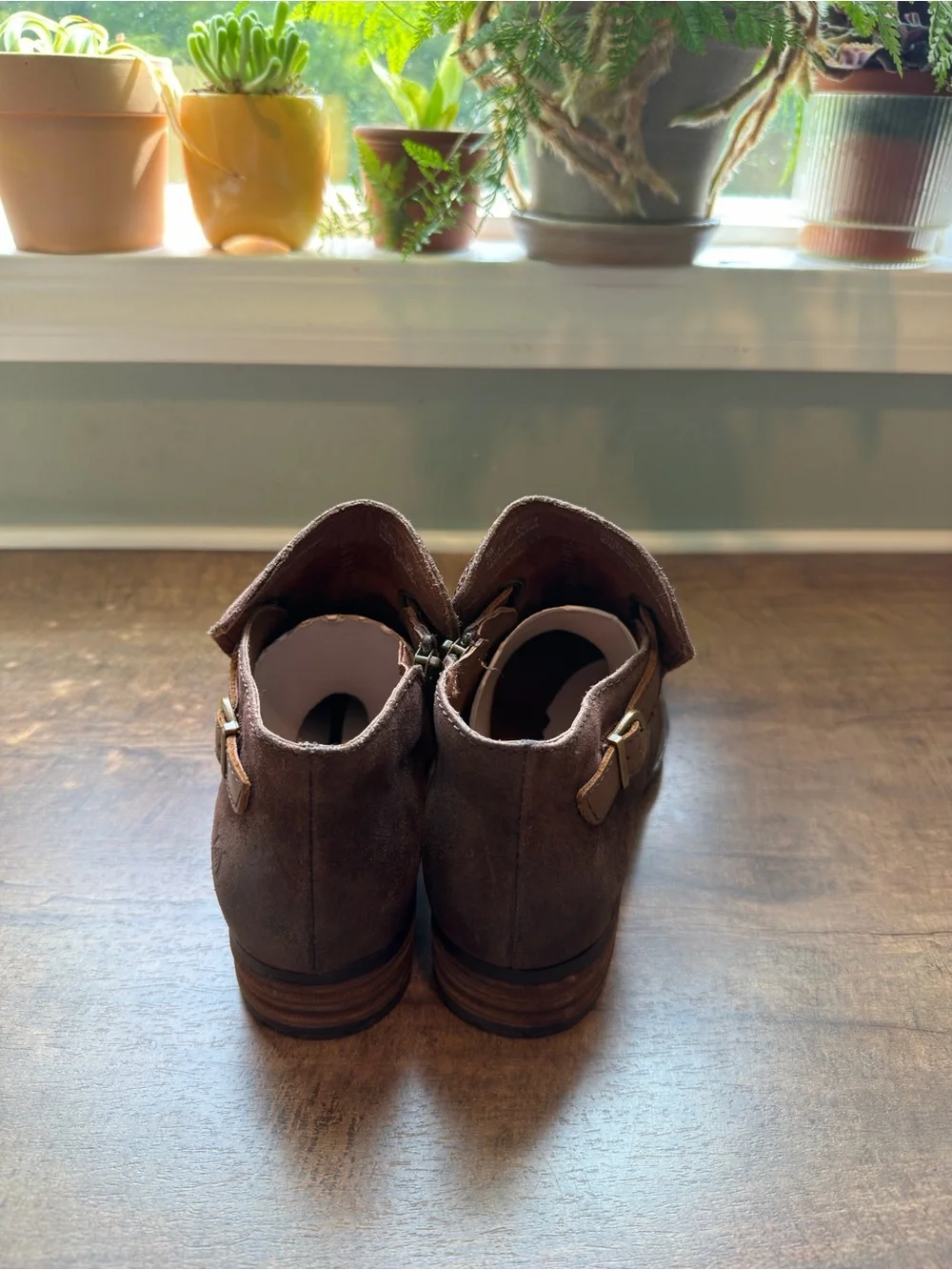Born Brown Suede Ankle Boots Side Zip Buckle Strap Round Toe Women US 8 M